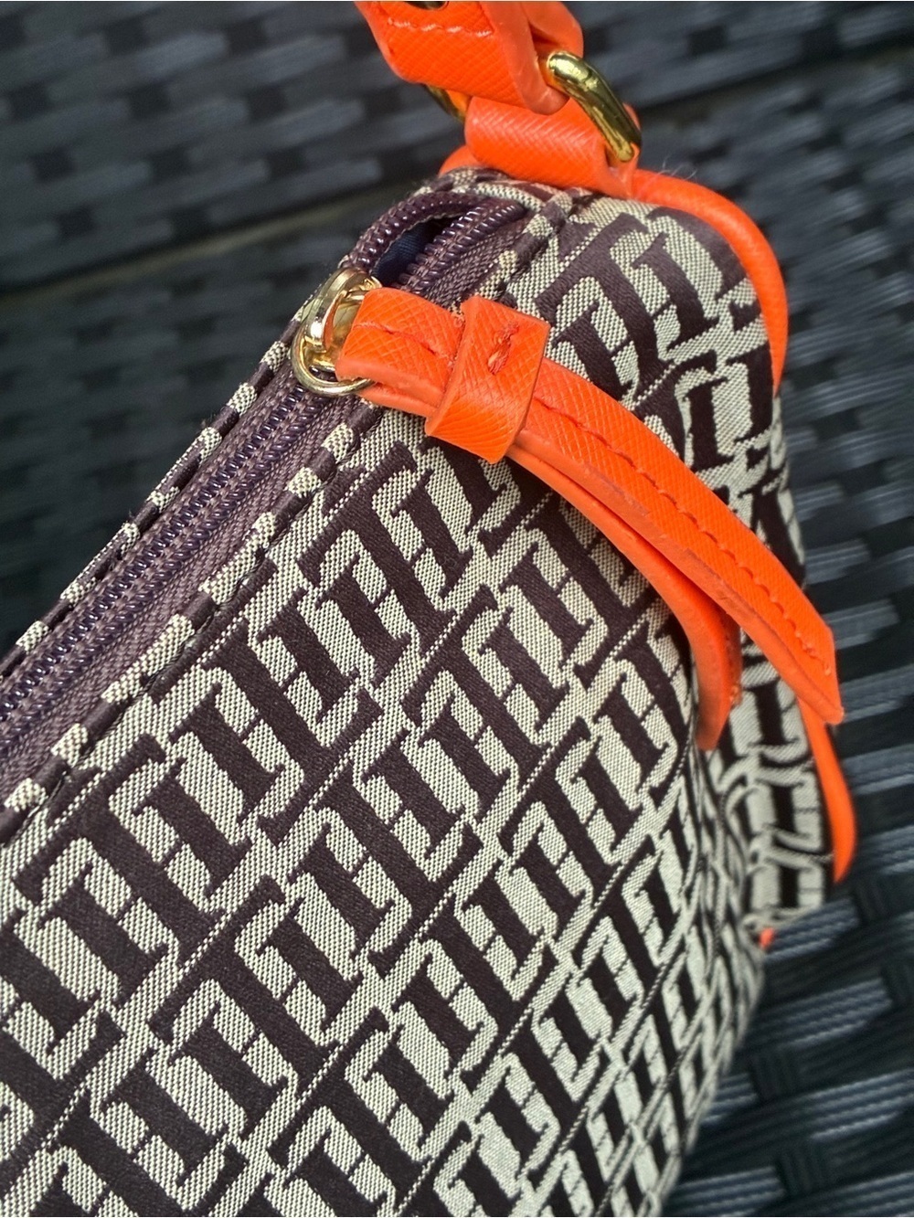 Tommy Hilfiger Brown Monogram Shoulder Bag with Orange Trim - Picture 9 of 11